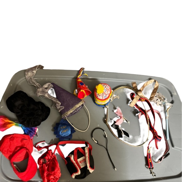 Build A Bear Accessories, including small Build A Bear clothing Lot - Picture 3 of 3